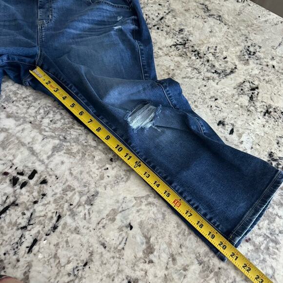 Torrid Distressed Crop Lean Jean Skinny Super Soft High-Rise Jean 2X 14589505 - Picture 11 of 15